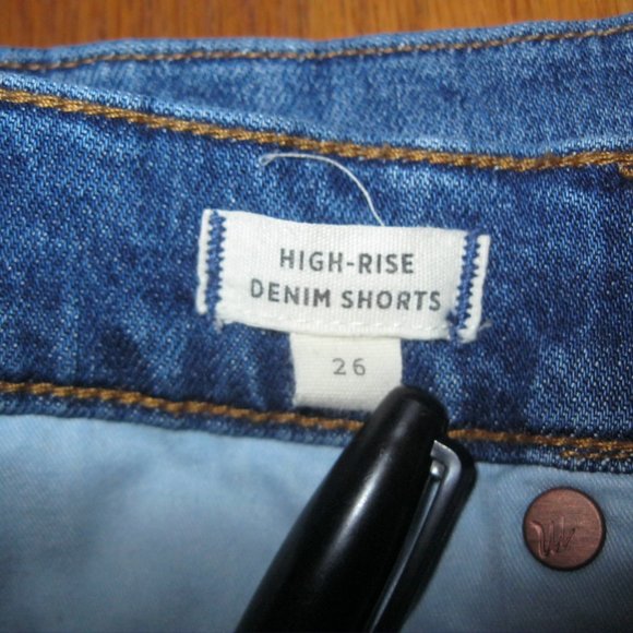 Madewell High-Rise Cut-Off Denim Blue Jean Shorts - Picture 12 of 12